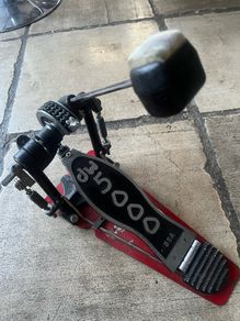 DW kick pedal