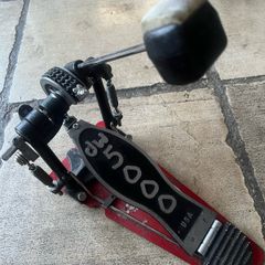 DW kick pedal