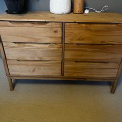 Solid pine chest of drawers