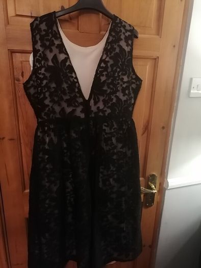 Lovely special occasion dress size 14