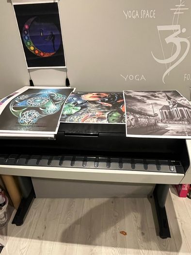 Large format Printer. HP DesignJet 44" T1300