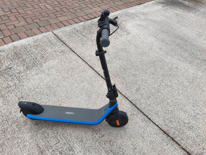 Electric scooter