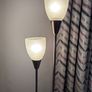 Floor lamp Image 2
