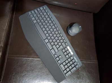 keyboard and mouse Logitech
