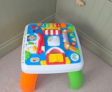 Fisher Price Laugh and Learn Table