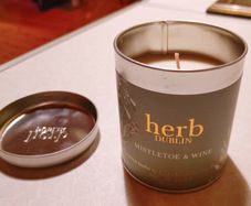 Mistletoe & Wine, Candle In A Tin (brand New).