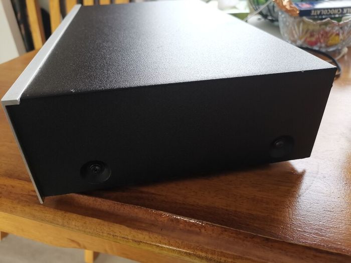 Pioneer SG-300 graphic equalizer
