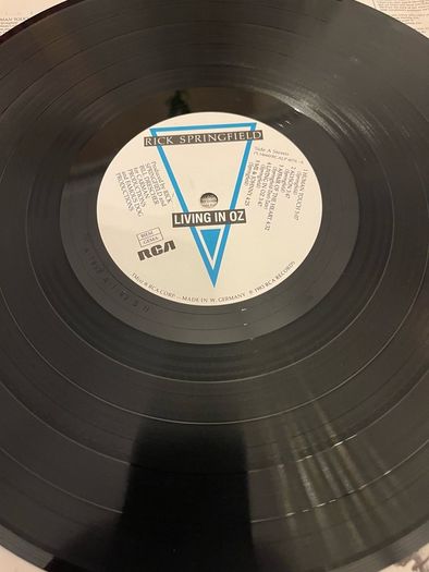 Rick Springfield. Living in Oz. Original 1984 release in vg condition