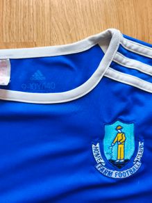 Adidas training top Home Farm size 9-10 years
