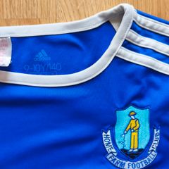 Adidas training top Home Farm size 9-10 years