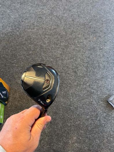 Titleist TSR2 4 wood