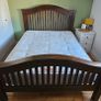 King size bed Image 2