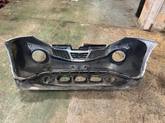 Nissan Juke front bumper. 141 model