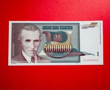 Yugoslavia   5 MILLION  Dinara 1993  Pick 121  ( Uncirculated )