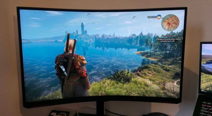 Samsung odyssey 32" Neo G8 4k UHD 240Hz Mini LED Odyssey Gaming Monitor
