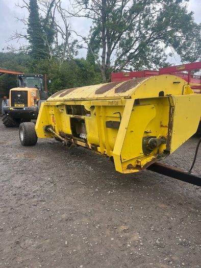 2010 Zurn 460 Proficut Header