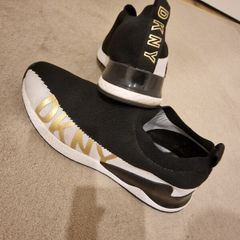 Dkny womens sneakers size 8