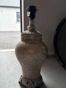 Table lamp