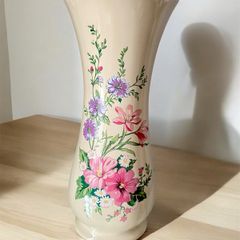 Beautiful Floral Vase 22cm