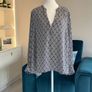 Ladies Black & Ivory Long Sleeved Blouse from Dunnes Stores. Size UK 24-26 / EU 52-54 Image 5