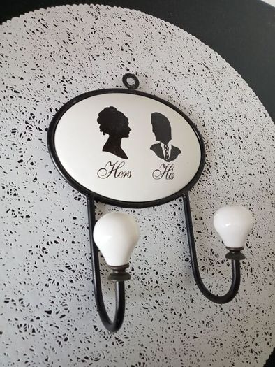 Hers and His Silhouette  Hooks