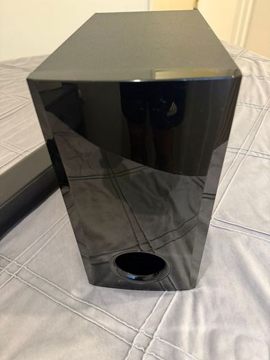 LG  soundbar and Woofer
