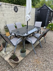 garden table