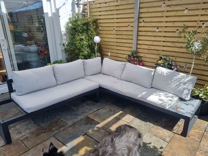 Wanted: Garden sofa This exact one