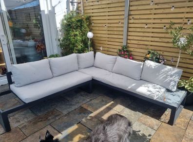 Wanted: Garden sofa This exact one