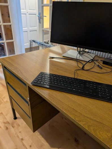 Office Desk
