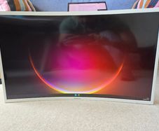 Samsung C32F391FWU 32in Curved Full HD Monitor - Works - No Stand
