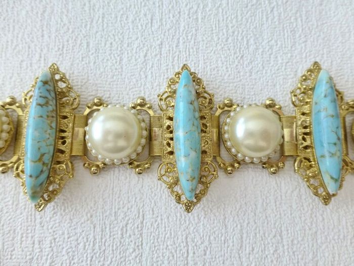 1950's Vintage Victorian Revival Turquoise Pearl Bracelet