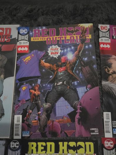 Red Hood And The Outlaws #1 - 52red Hood And The Outlaws #1 - 52