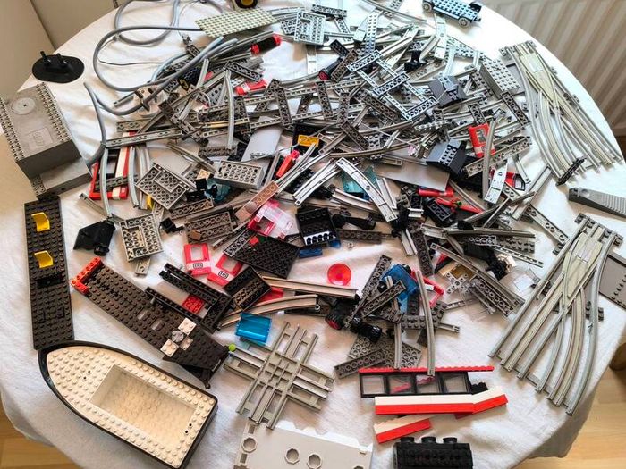 Vintage 80s Lego Bundle