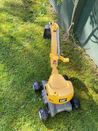 kids garden toy digger