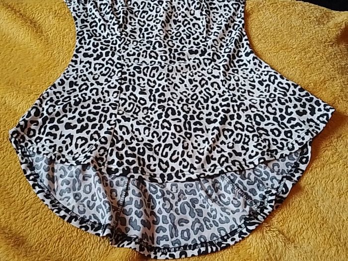 Leopard Flared Sleeve Top BNWT - UK 10
