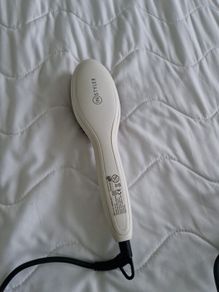 Instyler straightening brush