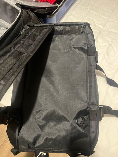 Duffel/Sports/Travel Bag