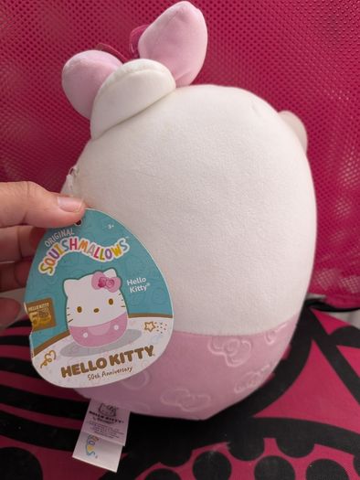 Hello Kitty Squishmallow