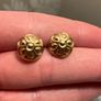 Ladies gold earrings Image 4
