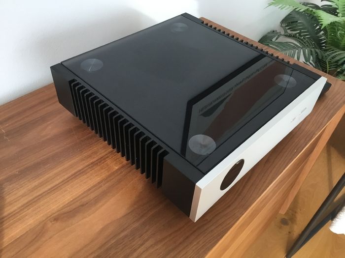 Quad Artera Pre Balanced Amplifier Boxed