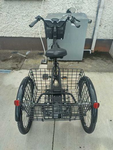 Electric trike