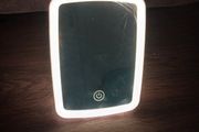 Compact LED Makeup Mirror with Touch Sensing, Featuring Three Lighting Options