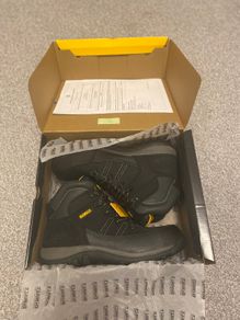 DeWalt safety boots