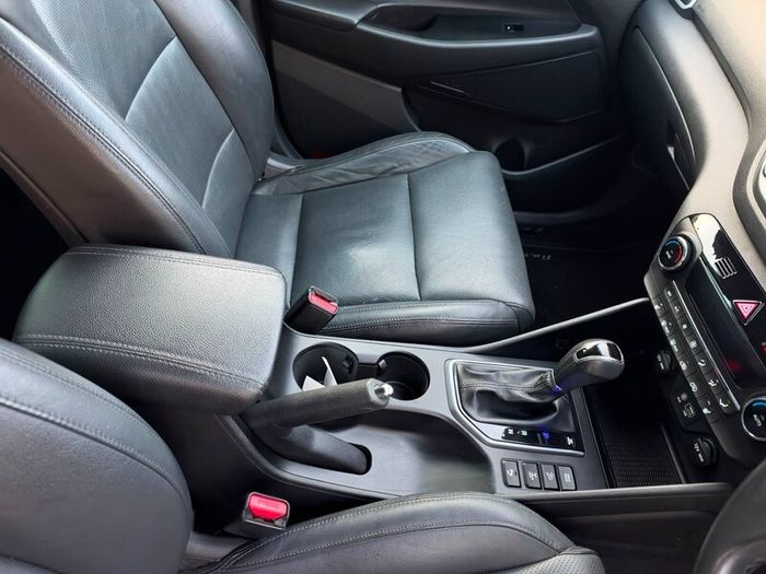 Hyundai touson automatic 4wd