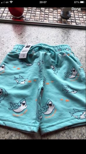 Boys BNWT shorts 18/23 mths