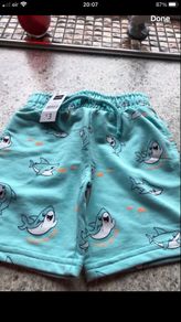 Boys BNWT shorts 18/23 mths