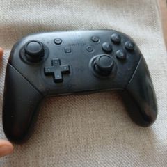 nintendo switch controller pro good condition