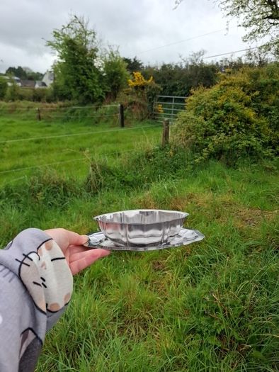 Metallic gravy bowl postage possible