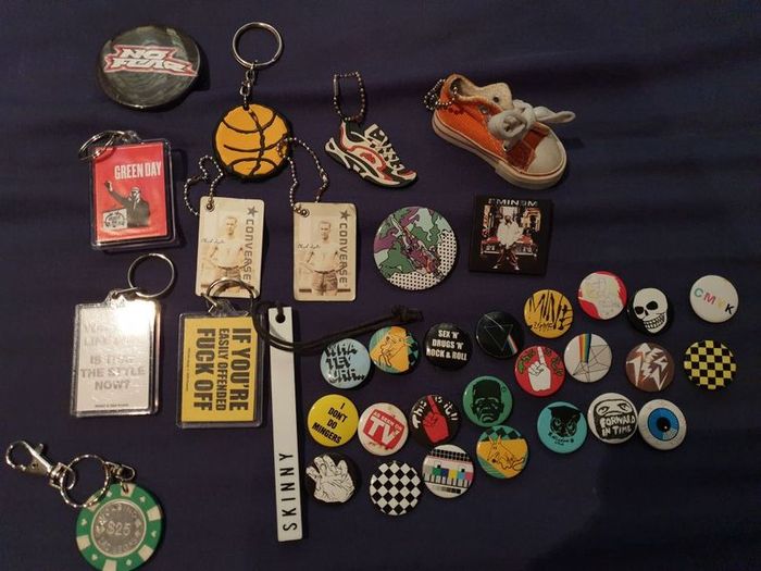 pins badges keychains